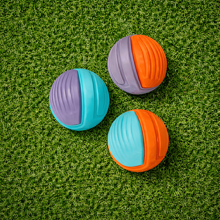 Brinquedo Bola Frisada Com Som Para Cães 