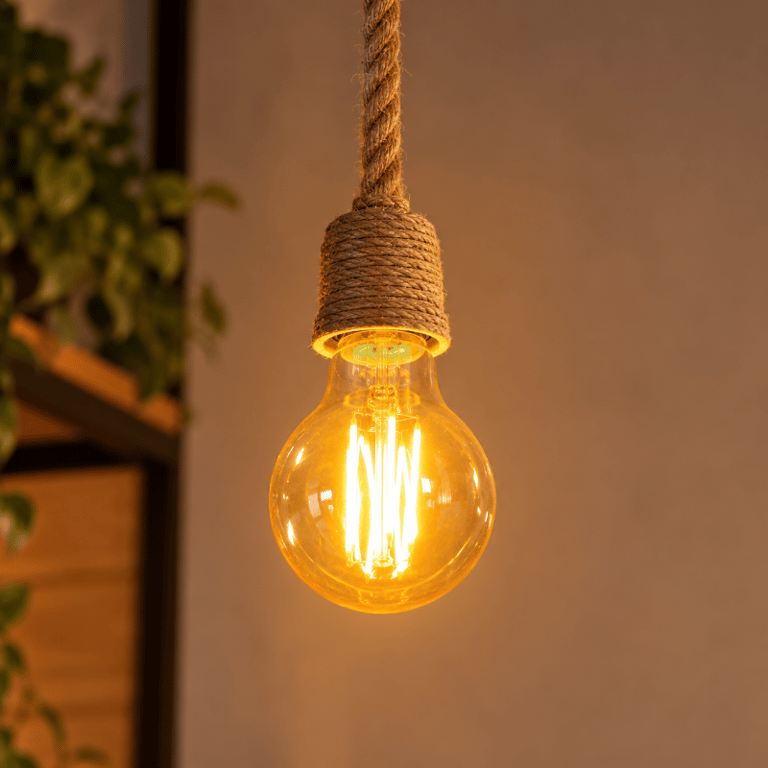 Lâmpada LED Decorativa Âmbar 4W Luz Quente Aconchegante