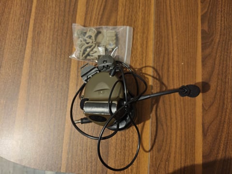 headset (attache casque)