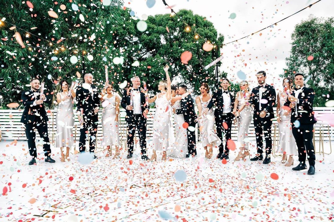 confetti-image