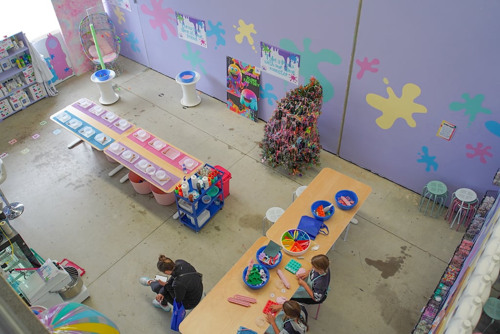 Slime parties, workshops and lessons are held regularly at the factory