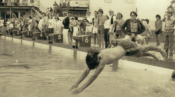 A swimming carnival at Mount Druitt Swimming Pool in 1978. Picture: Mt Druitt Historical Society