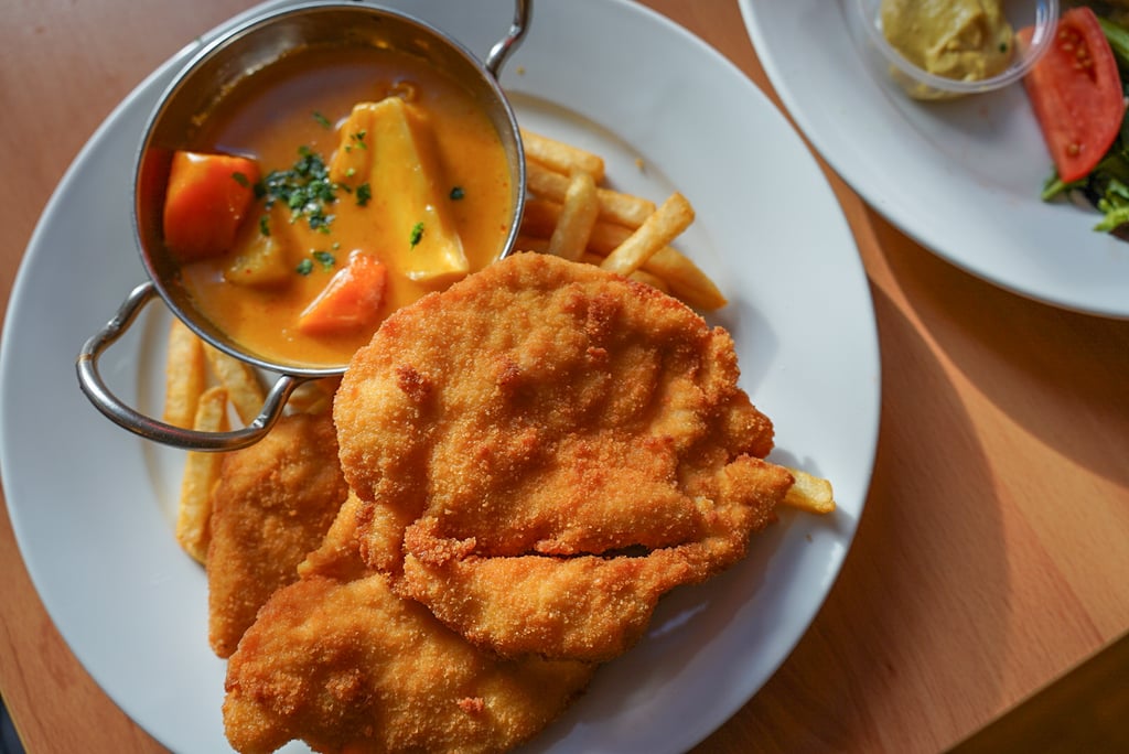Schnitzels at Jagerstube 