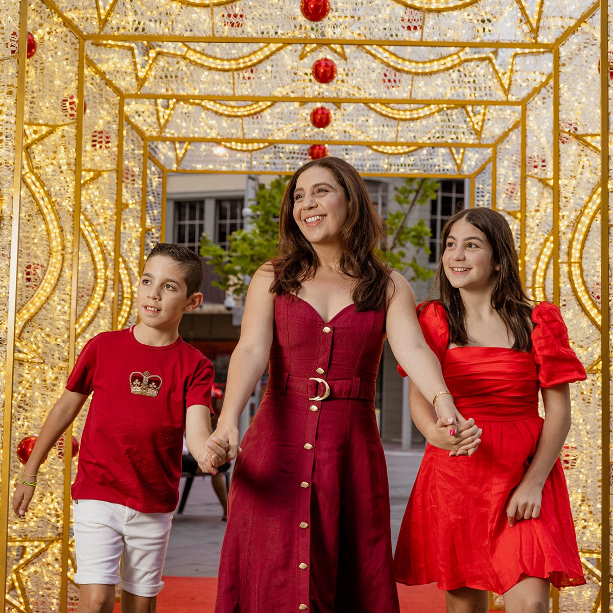 Christmas25_Social_Paid_v13_1200x1200