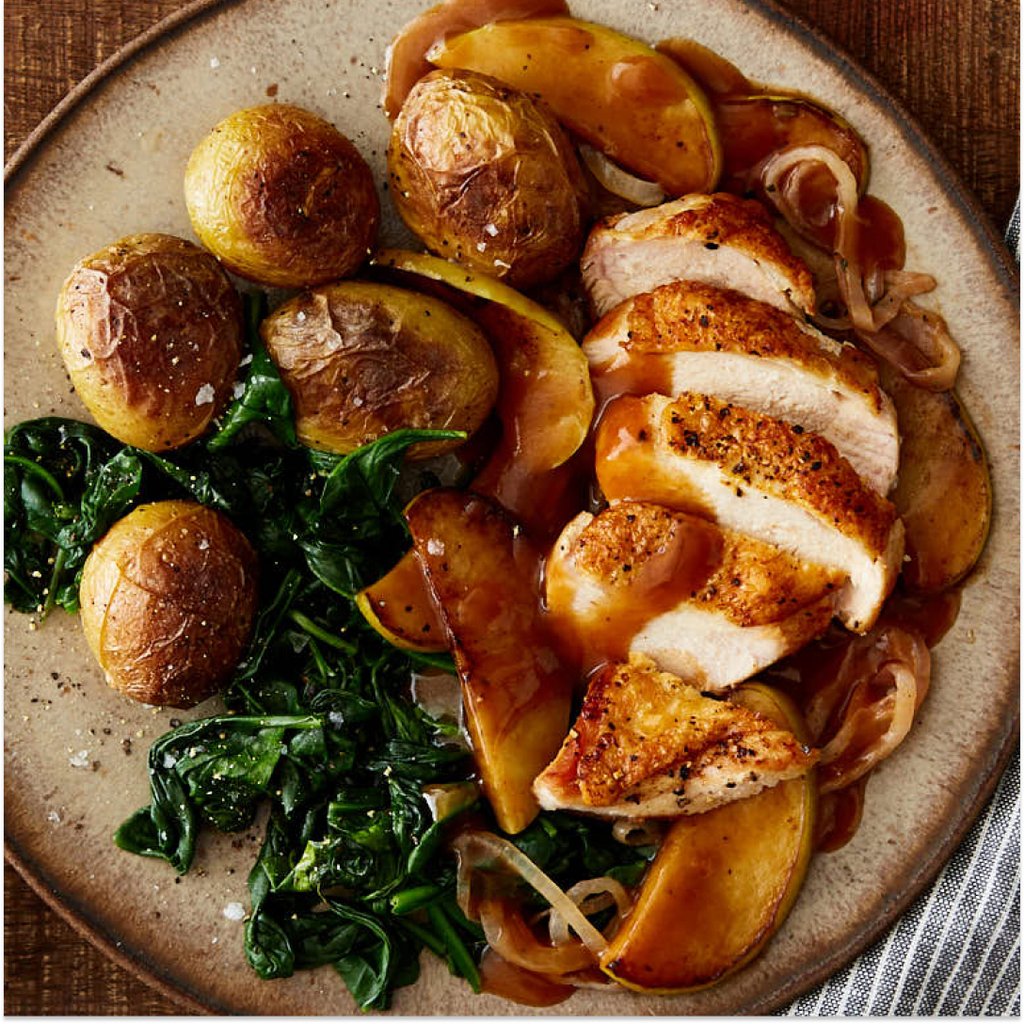 Chicken with Sautéed Apples