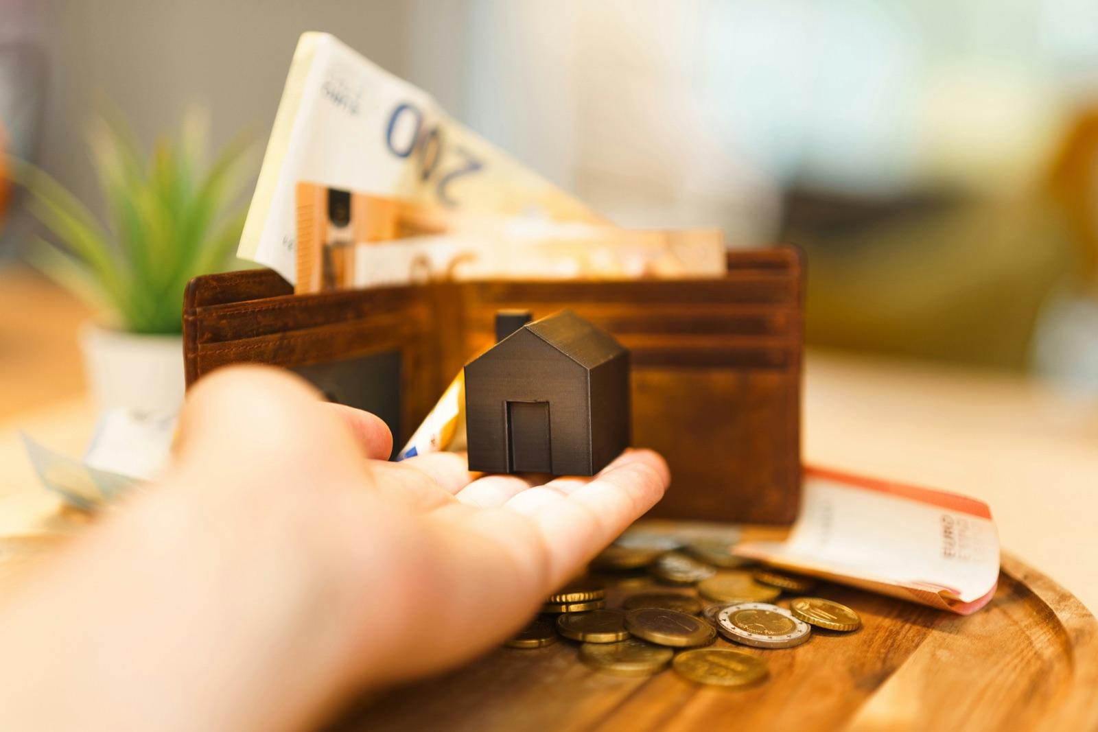 What Is the Average Cost of a Public Adjuster?