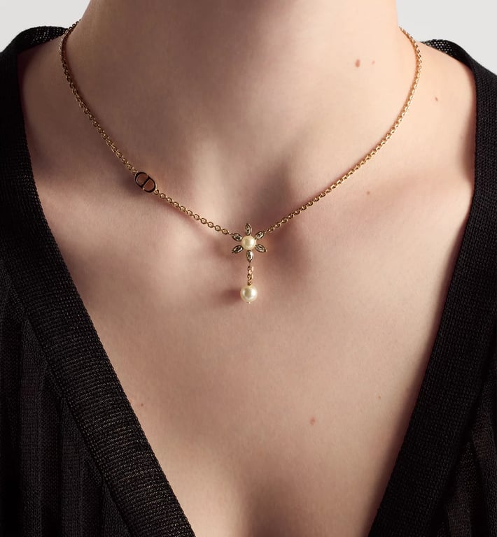 Bloom in Dior Necklace 3