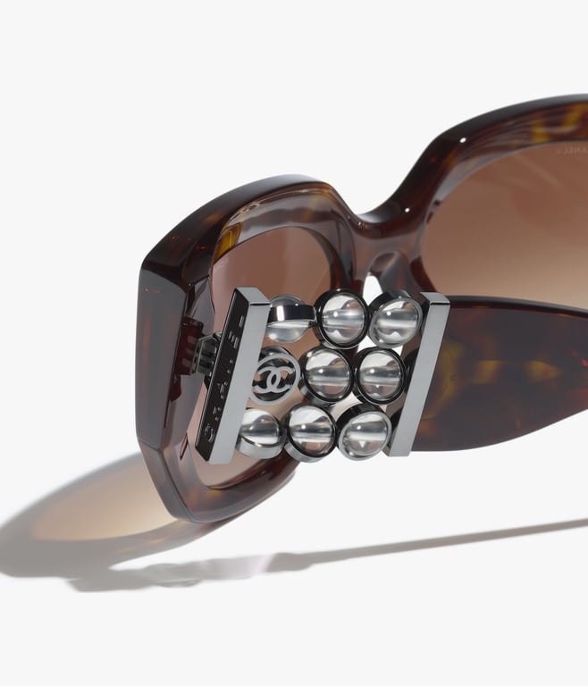 CHANEL Butterfly Sunglasses 4