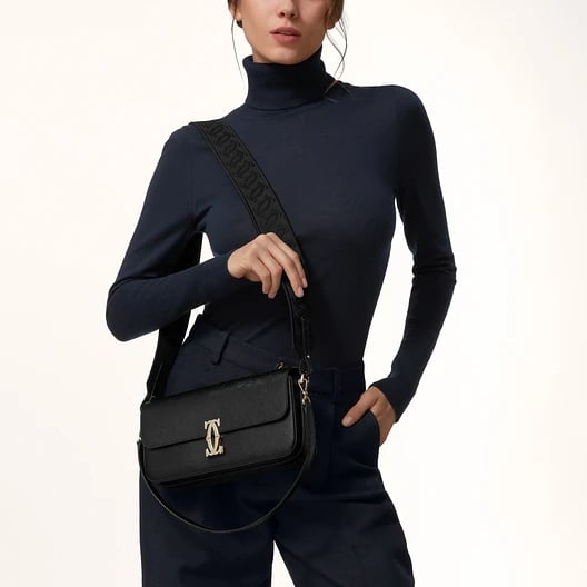 C de Cartier east-west bag 3