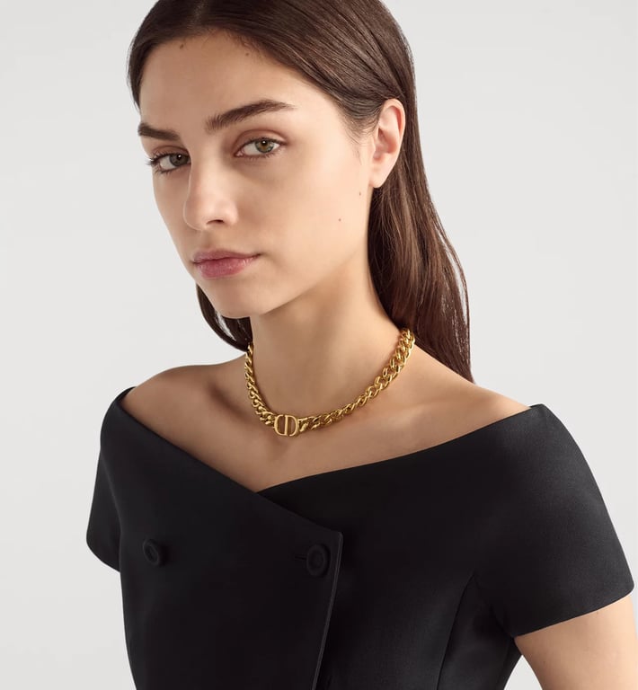 30 Montaigne Short Necklace 2