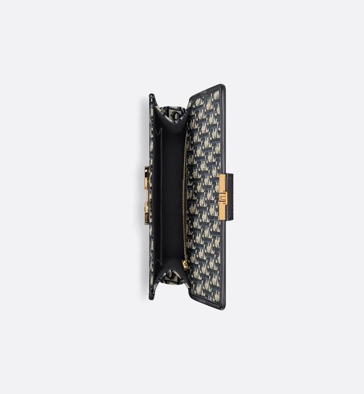 30 Montaigne Chain Bag 5