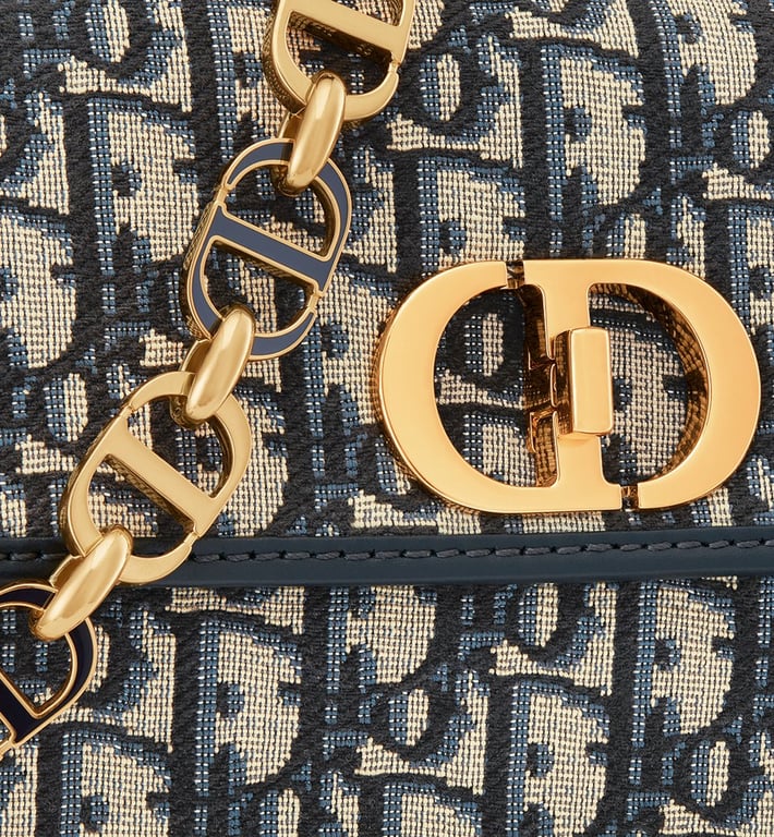 30 Montaigne Avenue Bag 7