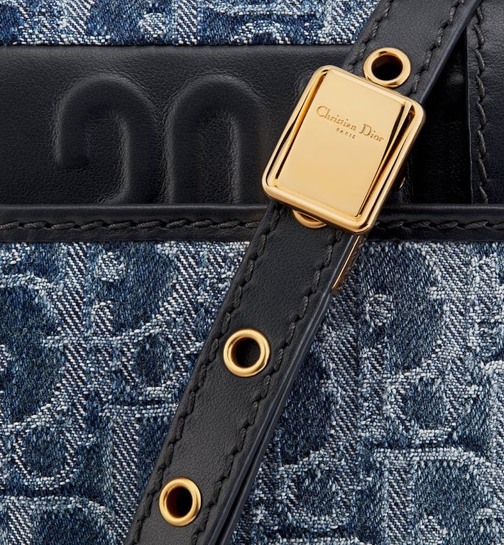 30 Montaigne East-West Bag with Chain 8