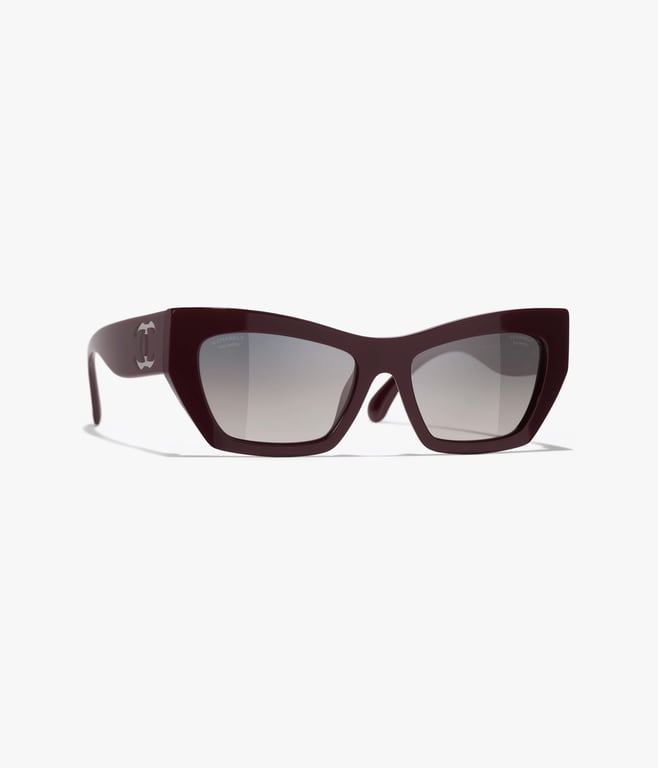CHANEL Chanel Cat-Eye Sunglasses display picture 3