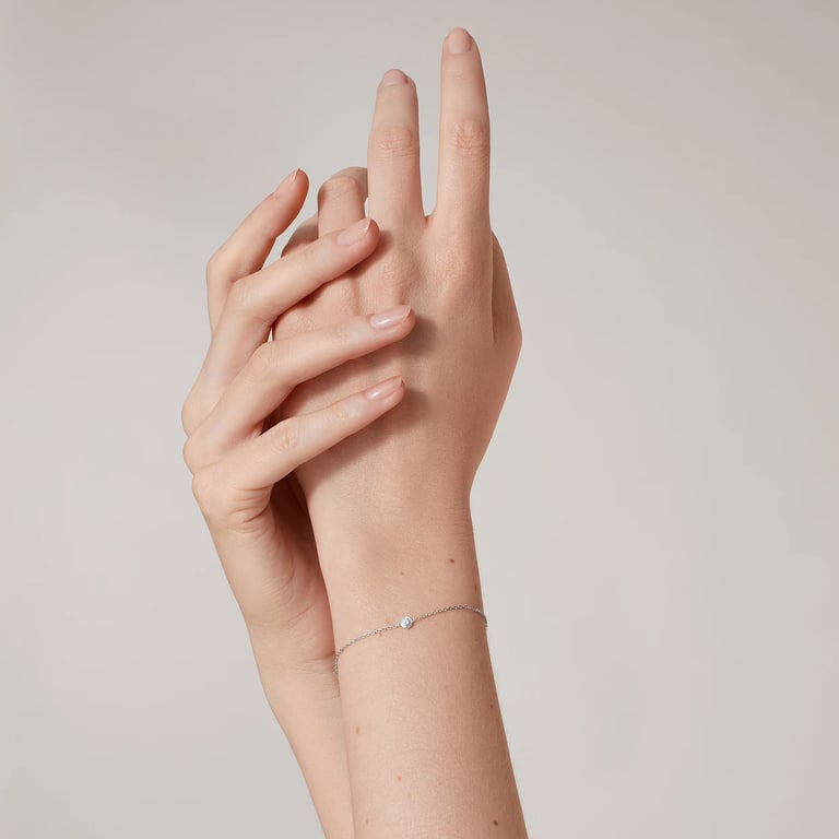 CARTIER Cartier d'Amour bracelet, brilliant-cut diamond, mini model