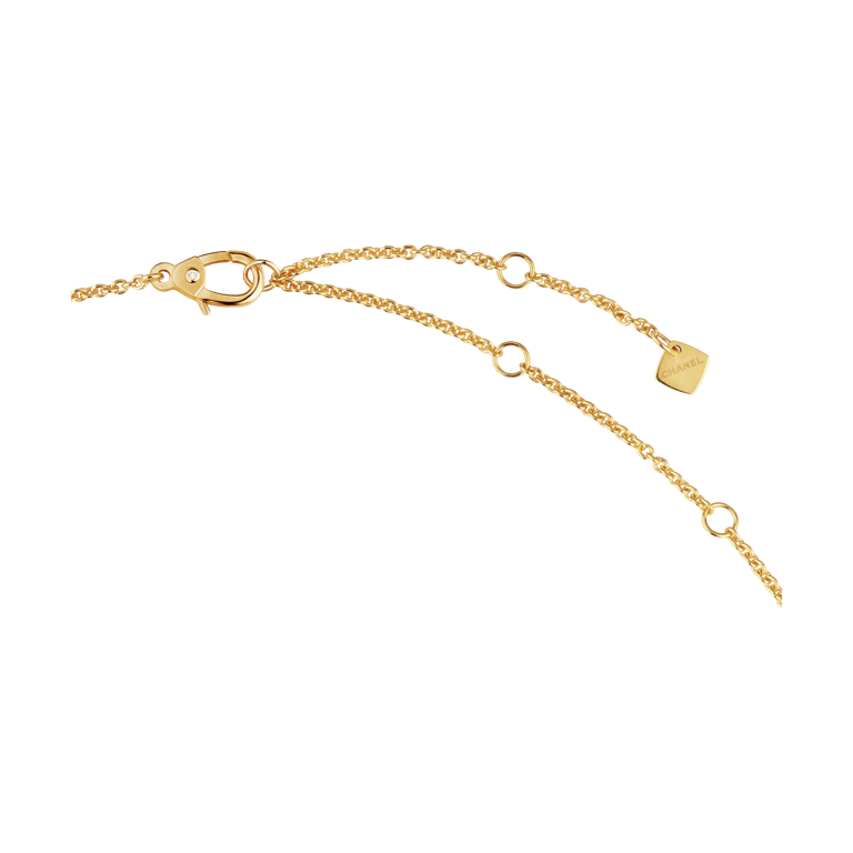 Coco Crush Pendant Necklace 4