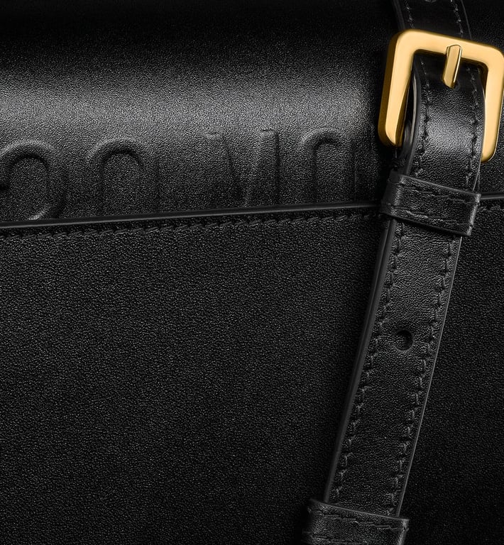 30 Montaigne Avenue Bag 7