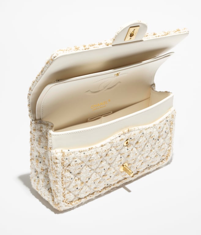CHANEL Classic 11.12 Handbag