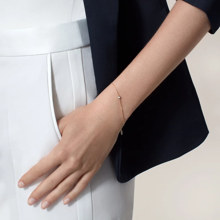 CARTIER Cartier d'Amour bracelet, brilliant-cut diamond, small model