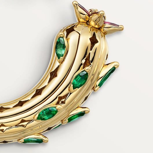 Cactus de Cartier earrings, emeralds, 2 diamonds 2
