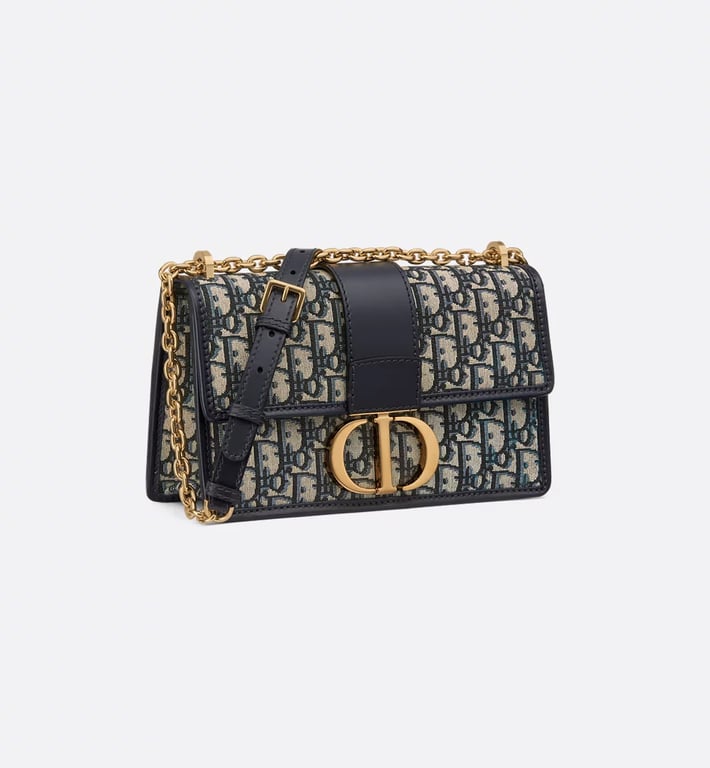 30 Montaigne Chain Bag 4