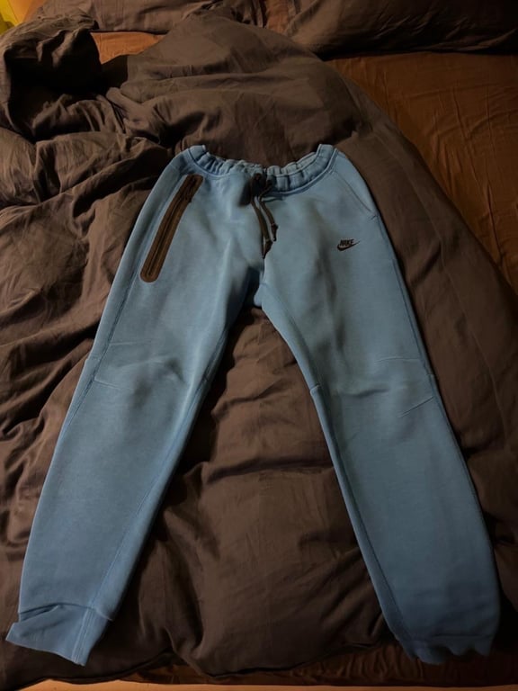 Fotografi e nike tech university blue në LIST.AL