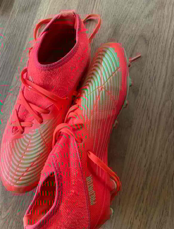 Fotografi e Taka Futbolli  në LIST.AL