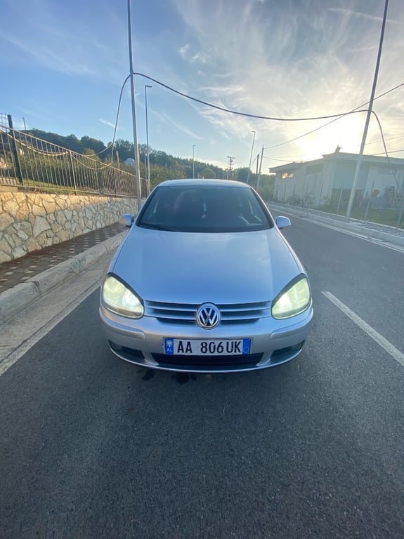 Fotografi e Volkswagen, golf 5 automat në LIST.AL