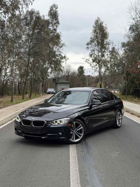 Fotografi e BMW SERIA3 F30 në LIST.AL