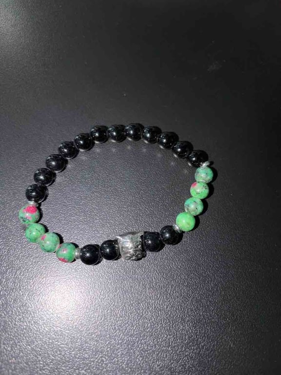 Fotografi e Bulldog bracelet në LIST.AL