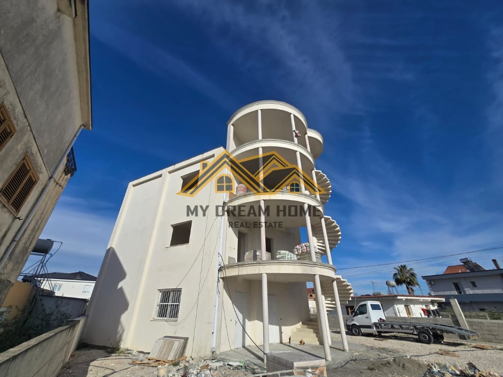 Fotografi e VILË PËR SHITJE NË ZONËN E ISH KËNETES, DURRËS ! në LIST.AL