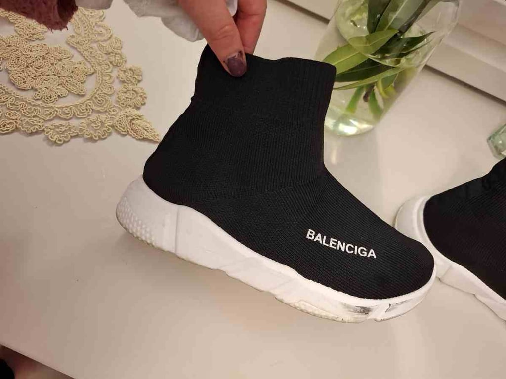 Fotografi e Atlete Balenciaga në LIST.AL