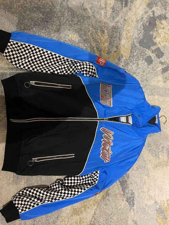 Fotografi e Race jacket në LIST.AL