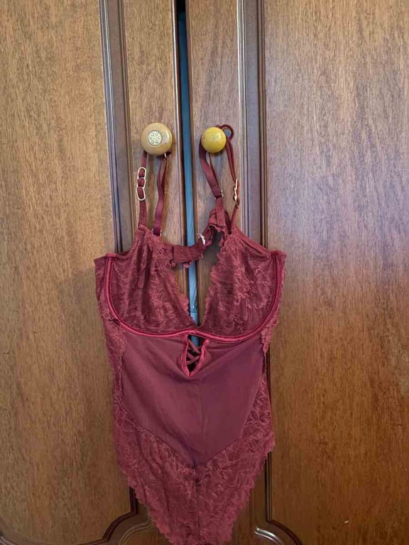 Fotografi e lingerie në LIST.AL