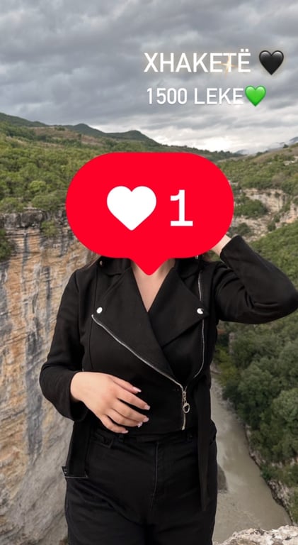 Fotografi e Xhakete e zeze në LIST.AL