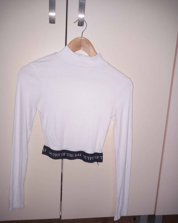 Fotografi e tally në LIST.AL