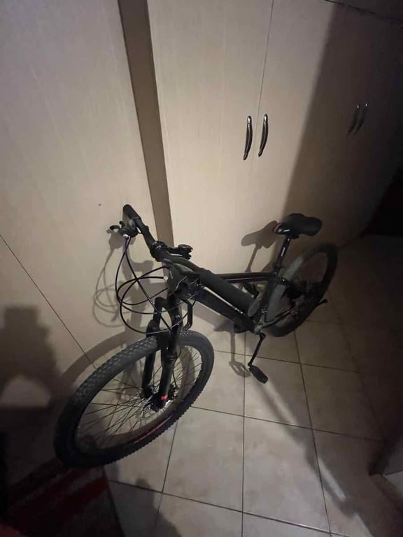 Fotografi e BMX GTR në LIST.AL