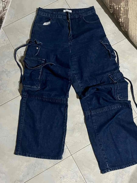 Fotografi e Pantallona Xhins t Stilit Ushtarak per femra  në LIST.AL