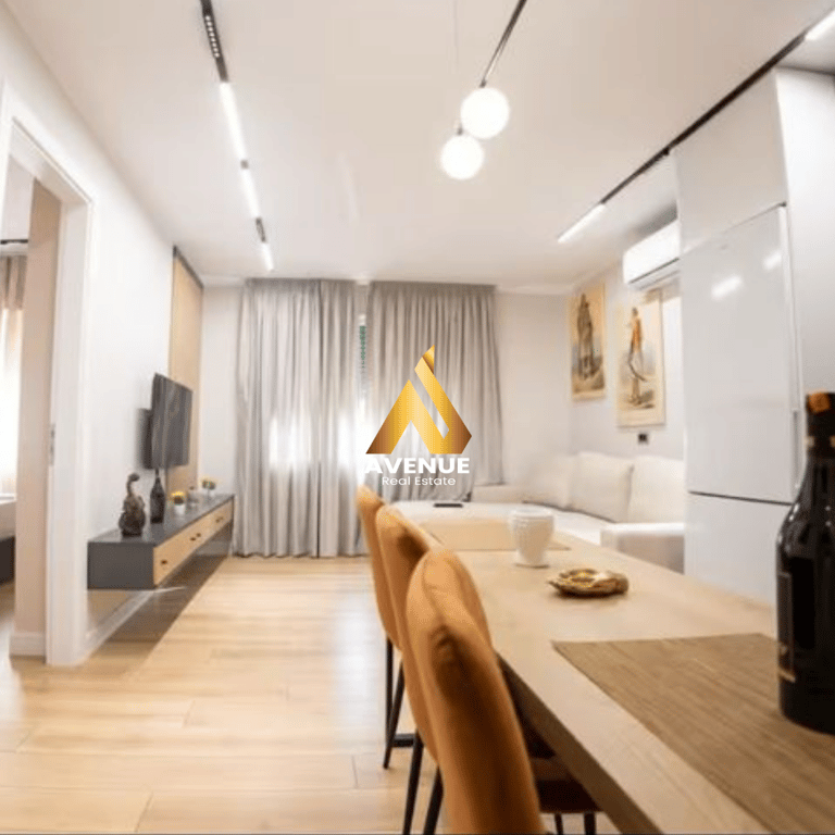 Fotografi e Jepet me qira apartament 1+1 -Komuna e Parisit, Tiranë    në LIST.AL