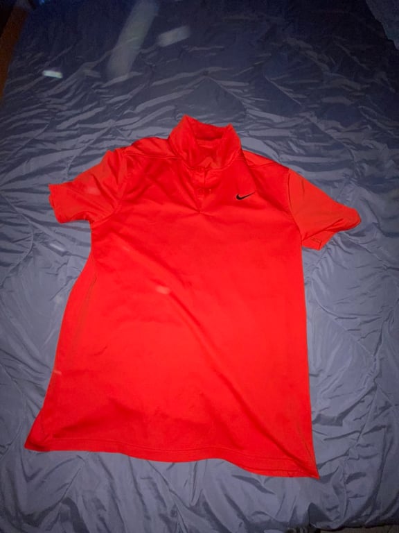 Fotografi e Kemishe nike në LIST.AL