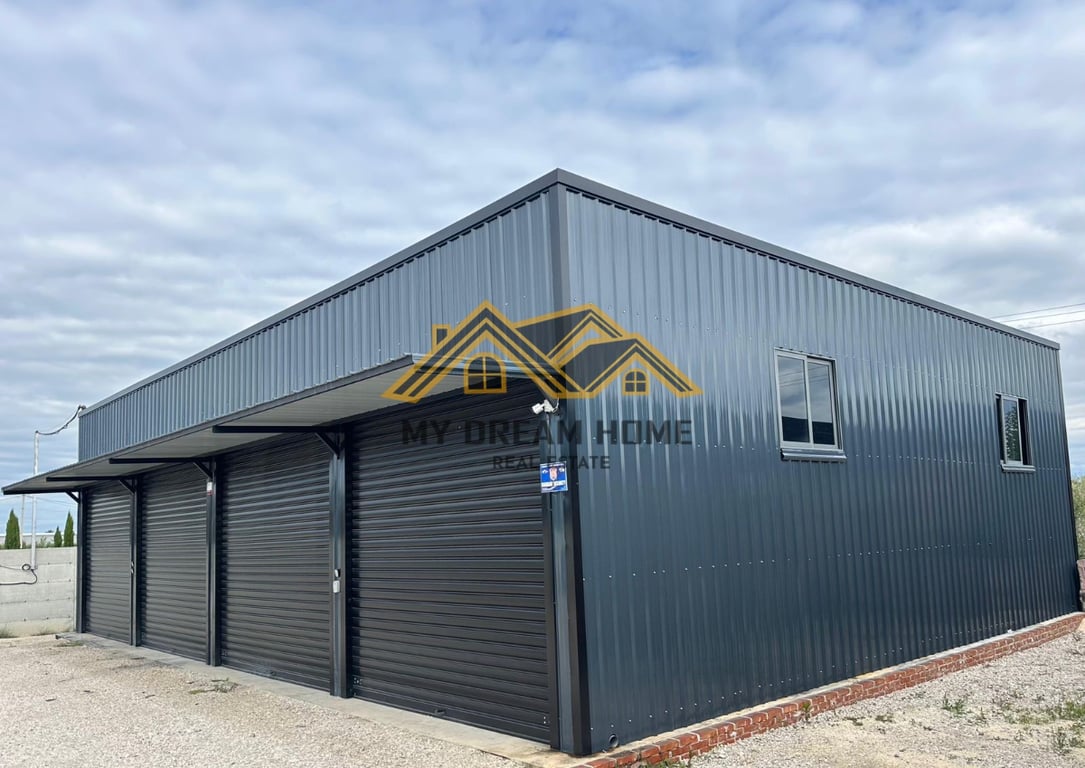 Fotografi e JEPET KAPANON ME QERA në LIST.AL