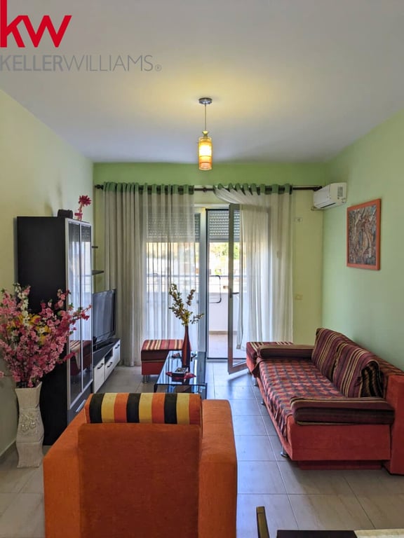 Fotografi e Shitet Apartament 2+1 Ne Zemer te Lungomares Vlore në LIST.AL