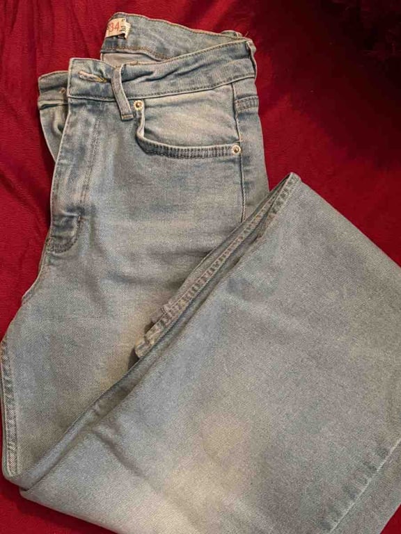 Fotografi e xhinse në LIST.AL