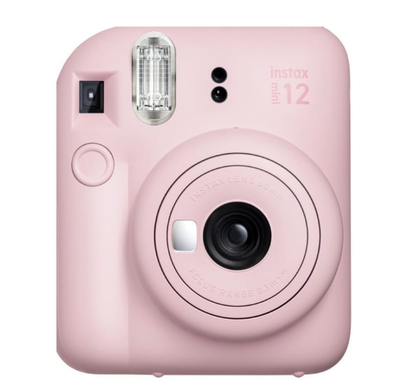 Fotografi e FujiFilm Instax Mini 12 ngjyra Blossom Pink dhe 2 paketime filmi në LIST.AL