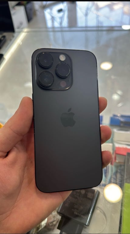 Fotografi e Iphone 14 pro në LIST.AL