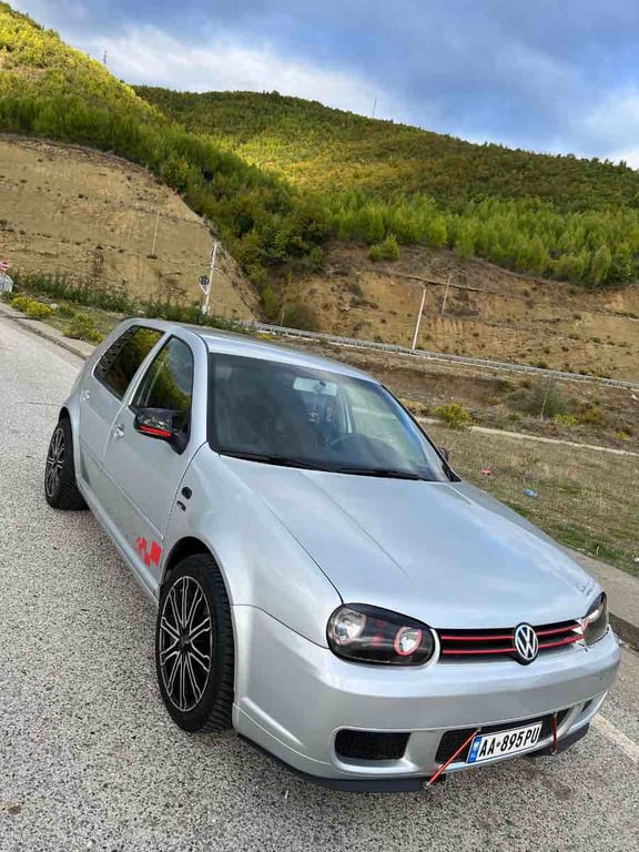 Fotografi e shitet në LIST.AL