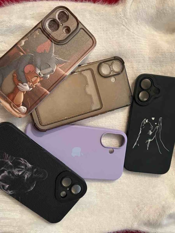 Fotografi e covera telefoni në LIST.AL