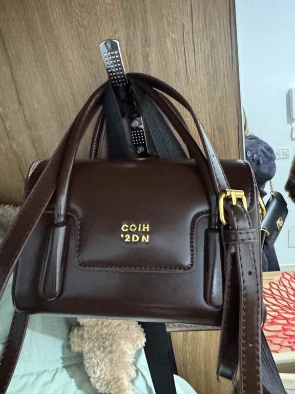 Fotografi e cante praktike në LIST.AL