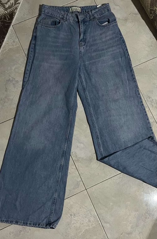 Fotografi e Xhinse të stilit klasik për femra në LIST.AL