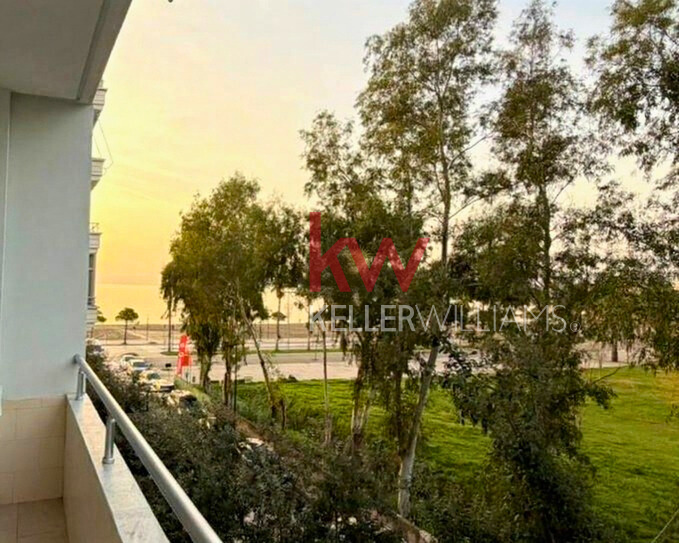Fotografi e  SHITET APARTAMENT 2+1+2 me pamje anesore deti NË LUNGOMARE VLORË në LIST.AL